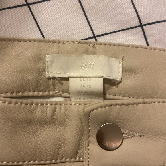 Cream colour, H&M leather pants - Picture 3 of 9